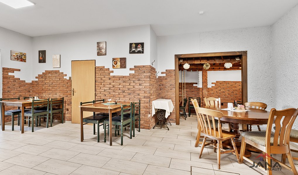 Prodej restaurace 300 m², Příšovice – náhled fotky 11