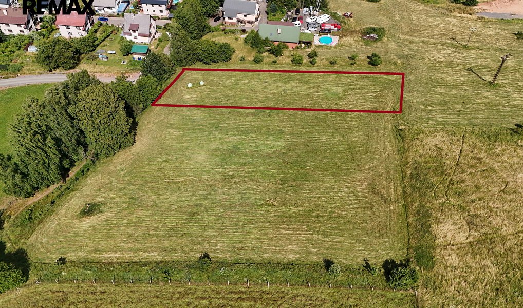 Prodej stavebního pozemku 1 962 m², Semily – náhled fotky 4