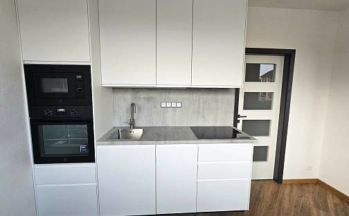 Pronájem bytu 1+kk 37 m², Komenského, Letovice, okres Blansko