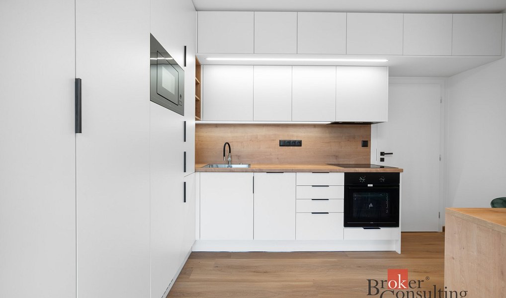 Pronájem bytu 1+kk 24 m², Brno – náhled fotky 5