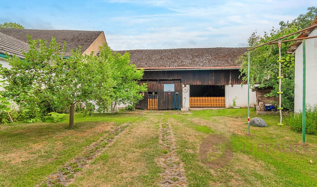 Prodej domu 271 m² s pozemkem 775 m², Šťáhlavy – náhled fotky 49