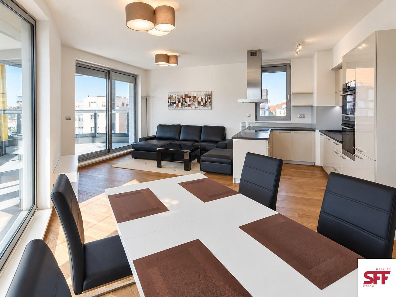 Pronájem bytu 3+kk 88 m² – fotografie 4