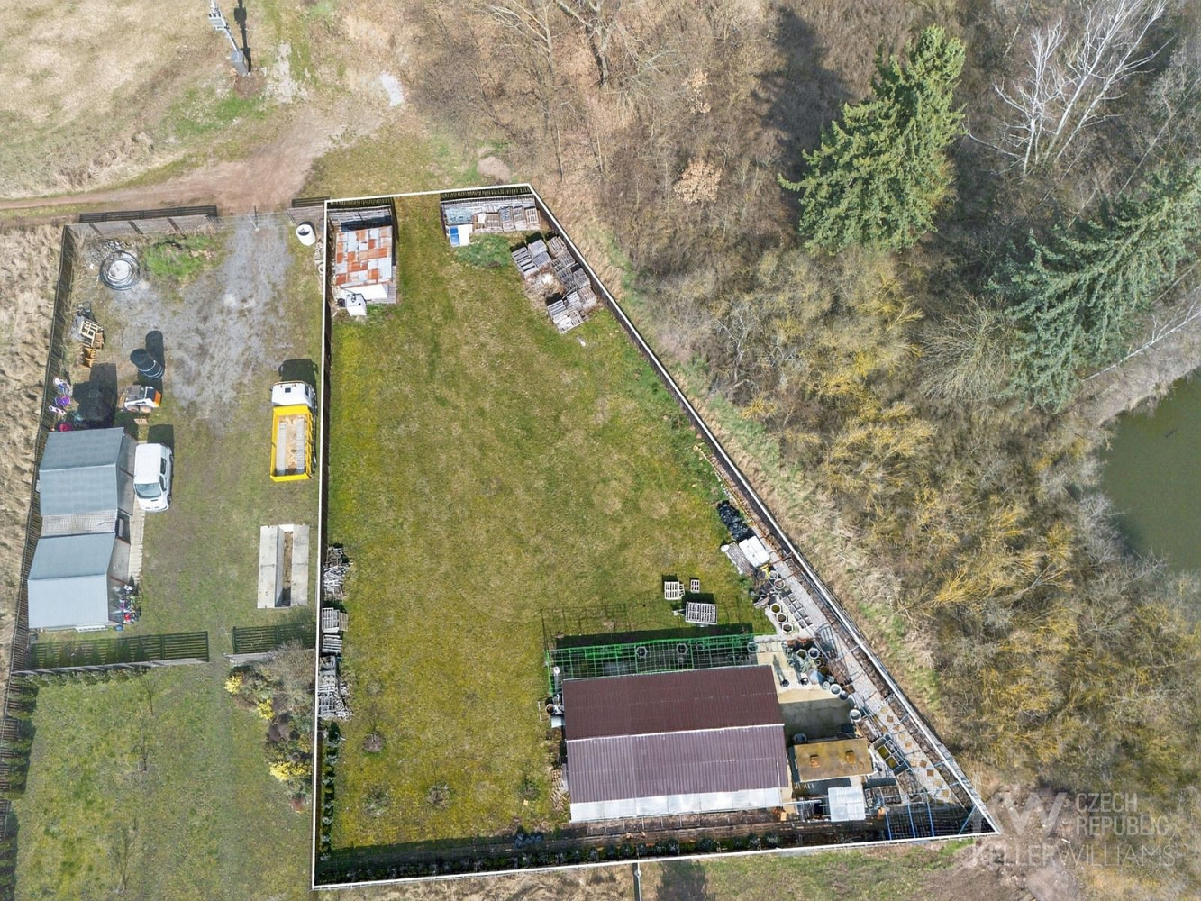 Prodej stavebního pozemku 1 453 m²