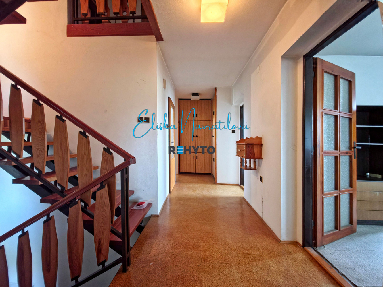 Prodej domu 325 m² s pozemkem 578 m² - Widok 5
