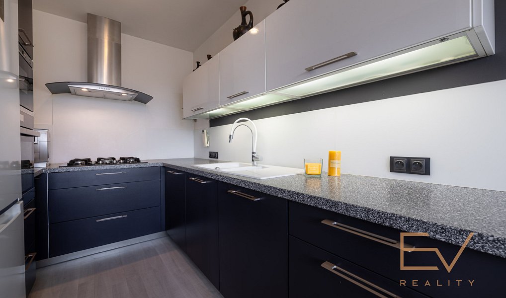 Prodej bytu 3+1 70 m², Praha – náhled fotky 6