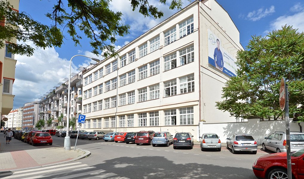 Pronájem kanceláře 30 m², Praha – fotka 1 z 5