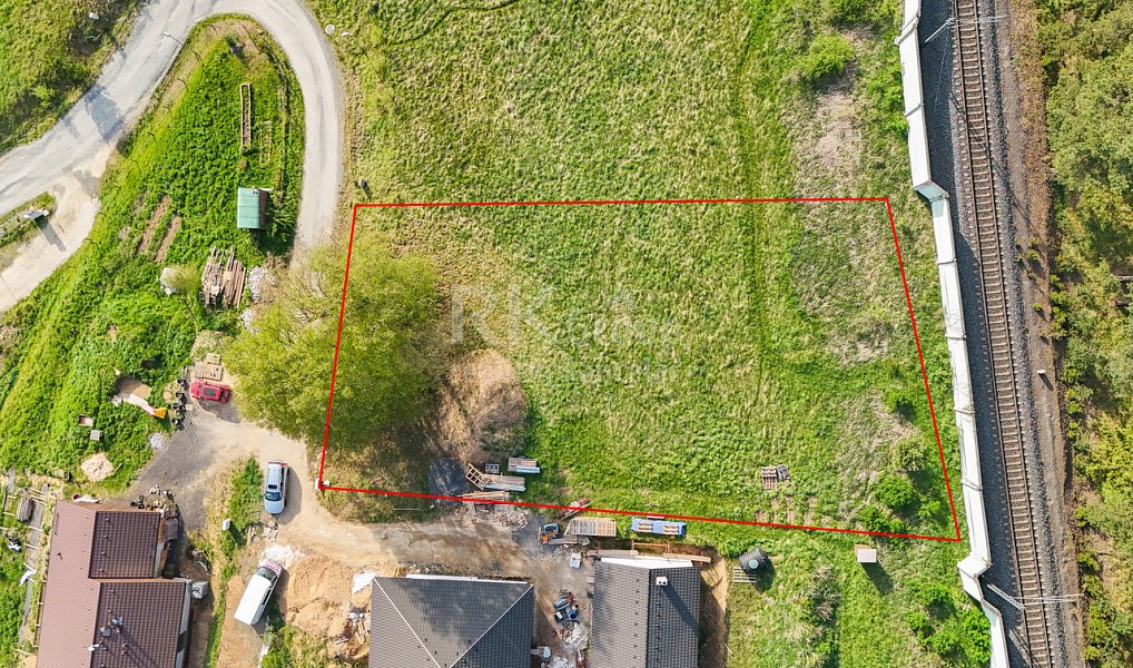 Prodej stavebního pozemku 1 375 m², Valy – náhled fotky 7