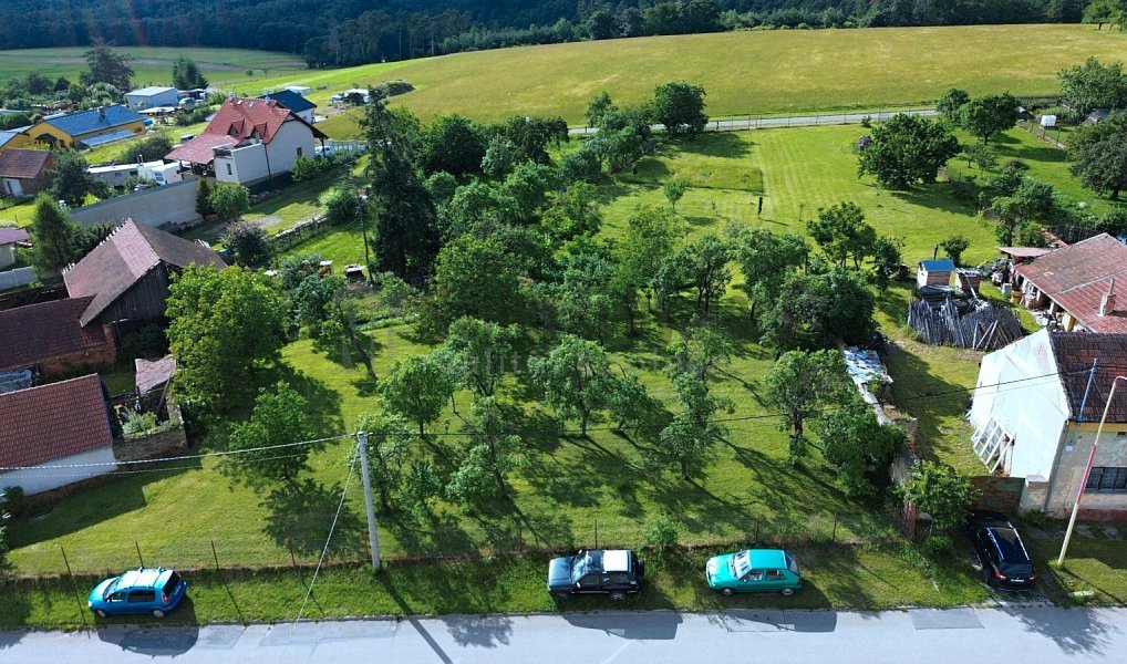 Prodej stavebního pozemku 472 m², Zelená Hora – náhled fotky 2