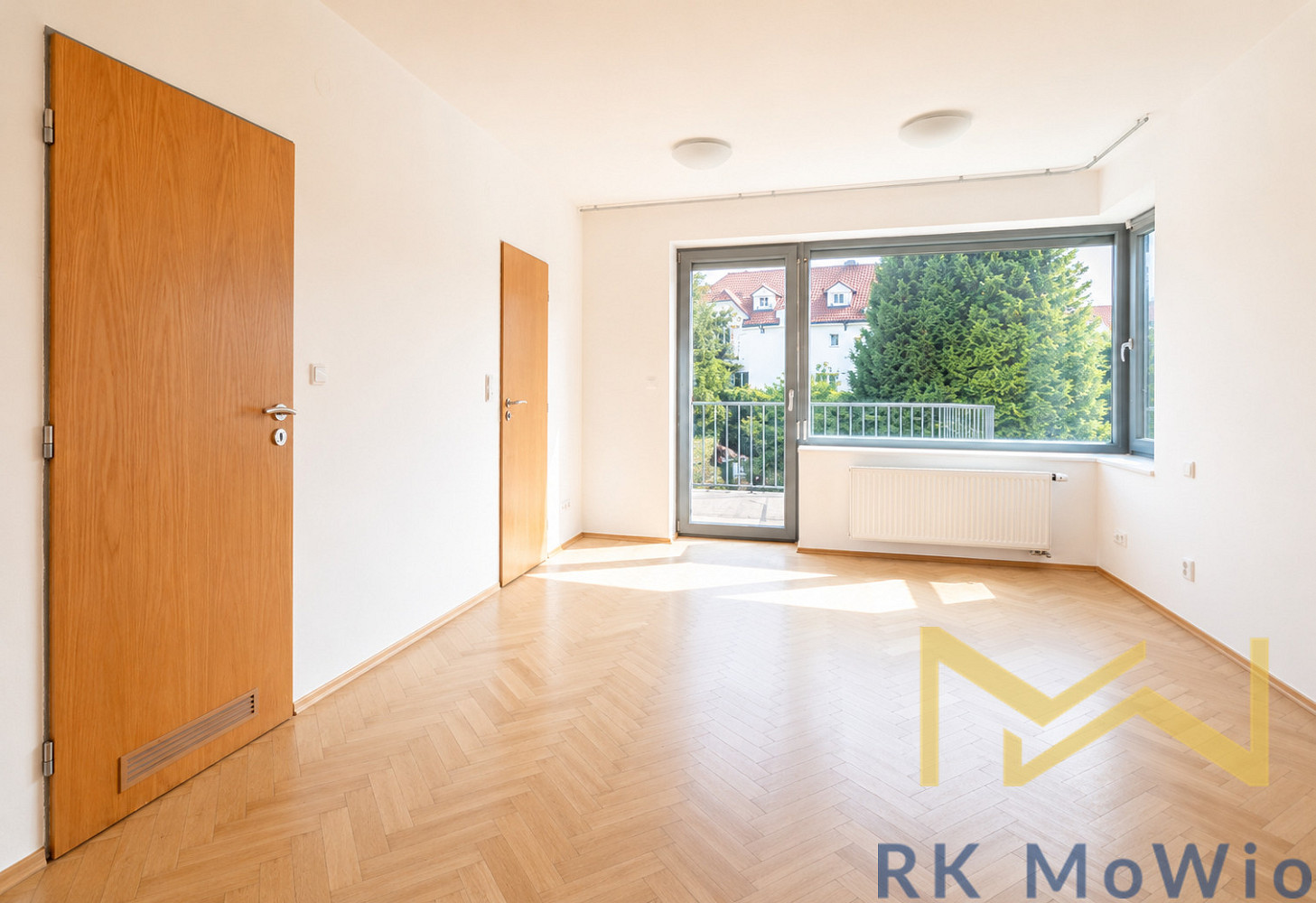 6+1 House in Praha, Nebušice – další