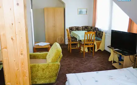 Pronájem bytu 1+1 43 m²