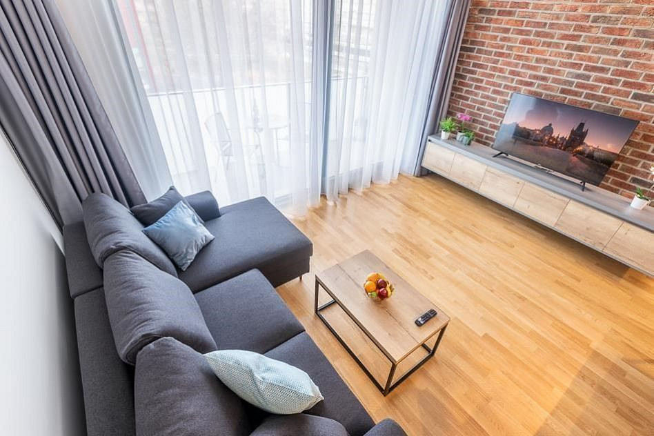 Pronájem bytu 2+kk 68 m² – fotografie 2