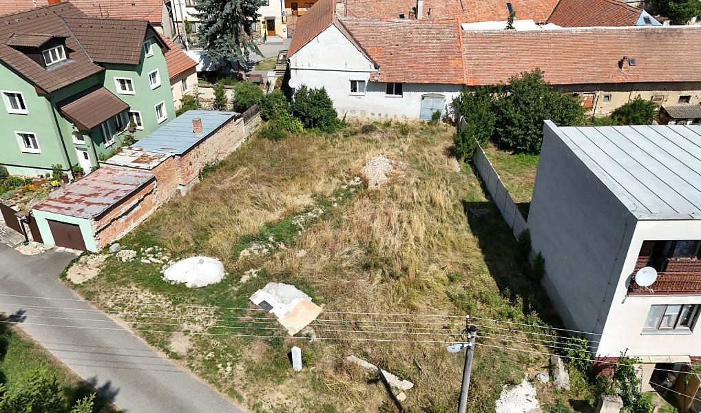Prodej stavebního pozemku 669 m², Únanov – náhled fotky 2