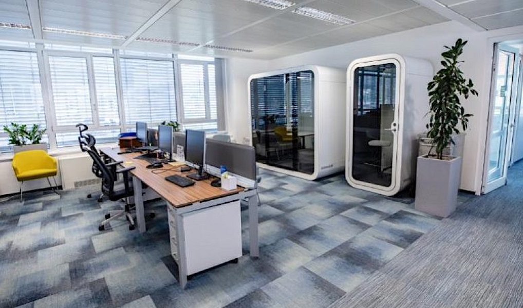 Pronájem kanceláře 55 m², Praha – náhled fotky 4