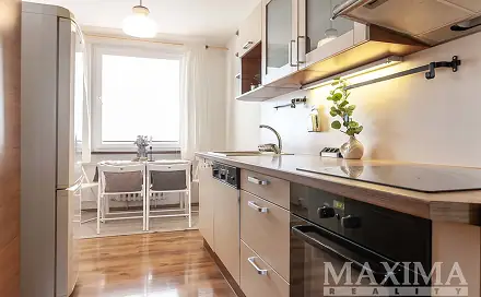 Prodej bytu 3+1 70 m², Krynická, Praha 8 - Troja