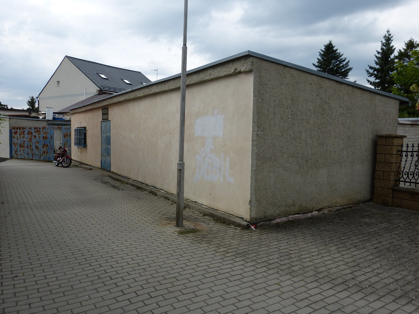 Prodej stavebního pozemku 507 m² – pohled 2