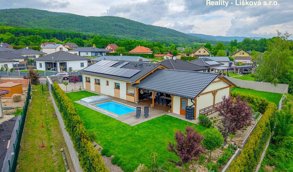 Prodej domu 200 m² s pozemkem 1 227 m², Přestanov – náhled fotky 2