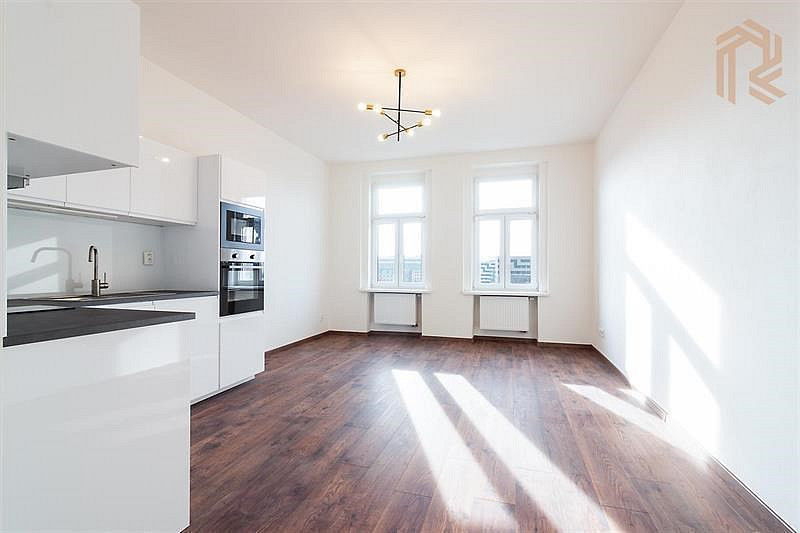 Pronájem bytu 1+kk 31 m² — photo 3
