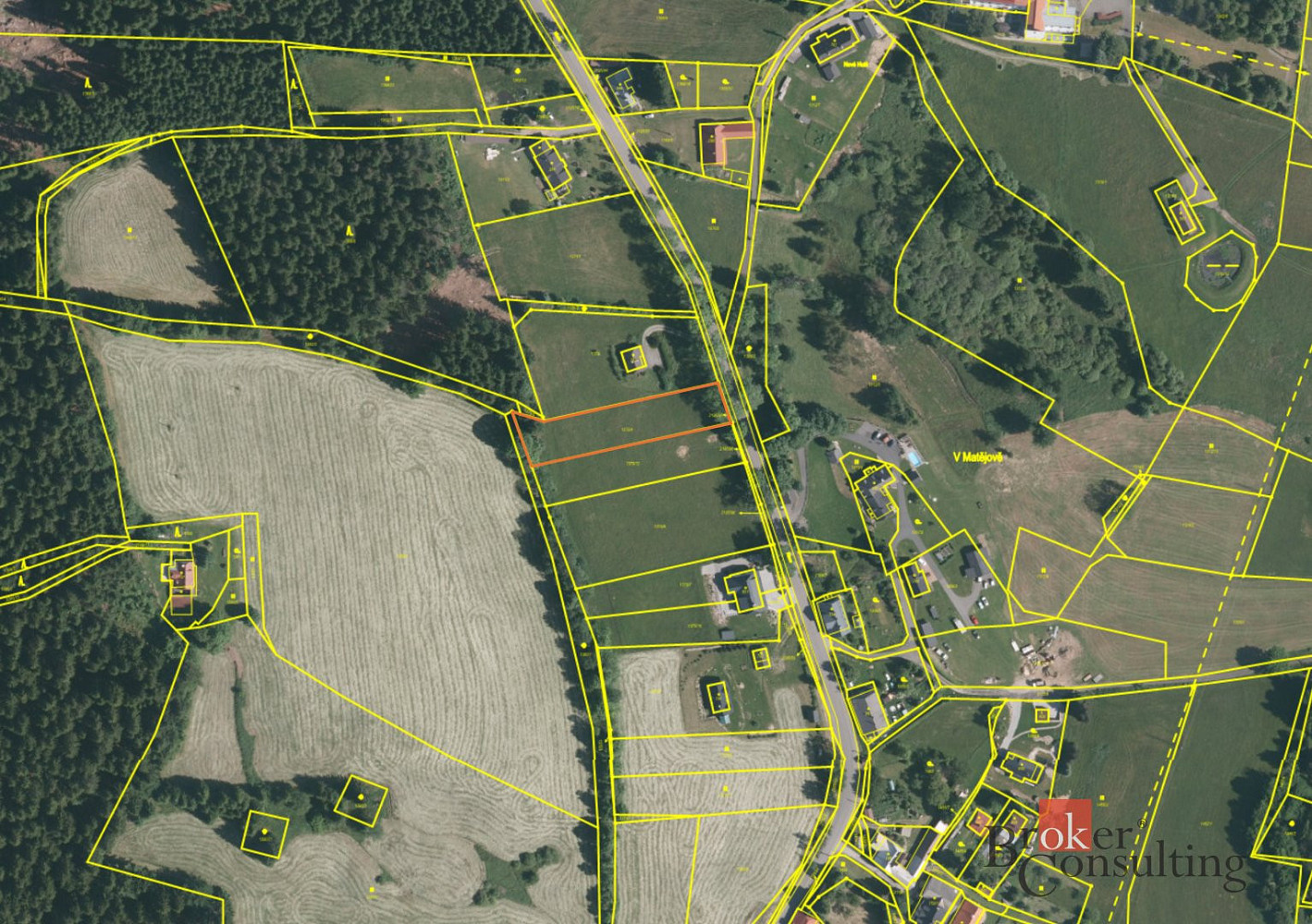 Prodej stavebního pozemku 2 133 m² – fotografie 2