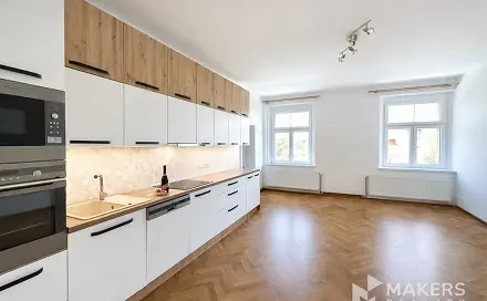 Pronájem bytu 2+kk 80 m², U kněžské louky, Praha 3 - Žižkov