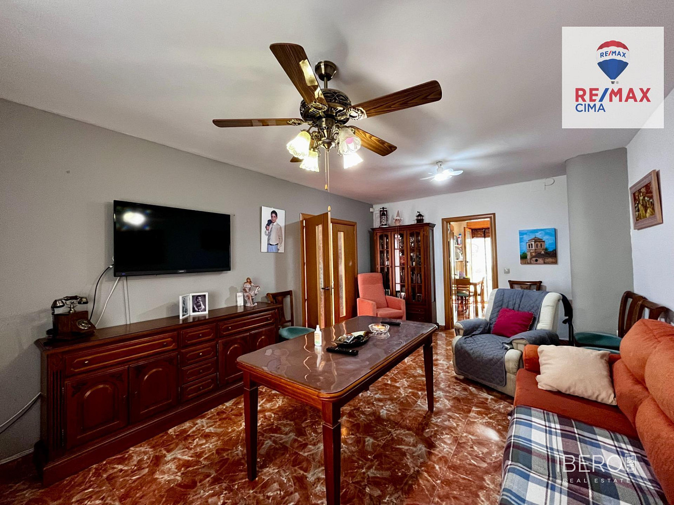 Prodej domu 200 m² s pozemkem 225 m² — photo 2