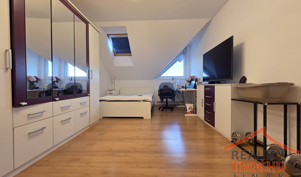 Prodej domu 156 m² s pozemkem 327 m², Mikulovice – náhled fotky 8