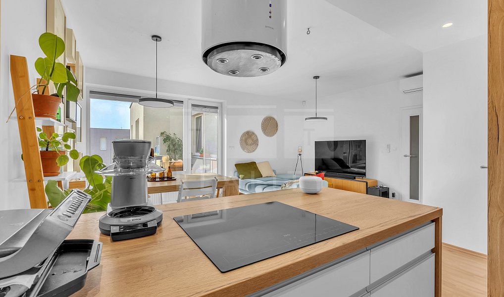 Prodej bytu 4+kk 102 m², Hradec Králové – náhled fotky 8
