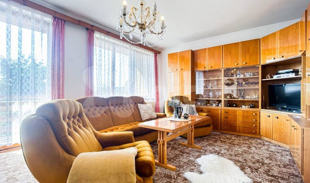 Prodej domu 150 m² s pozemkem 748 m², Tachov – náhled fotky 2