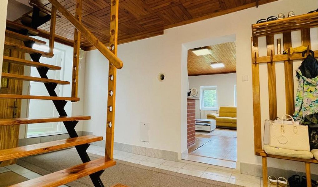 Prodej domu 130 m² s pozemkem 1 063 m², Čtveřín – náhled fotky 24