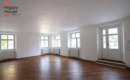 Pronájem bytu 4+1 178 m²