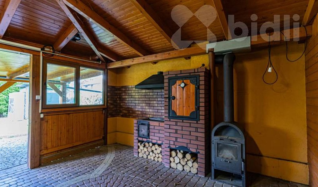 Prodej domu 302 m² s pozemkem 1 108 m², Javorník – náhled fotky 2