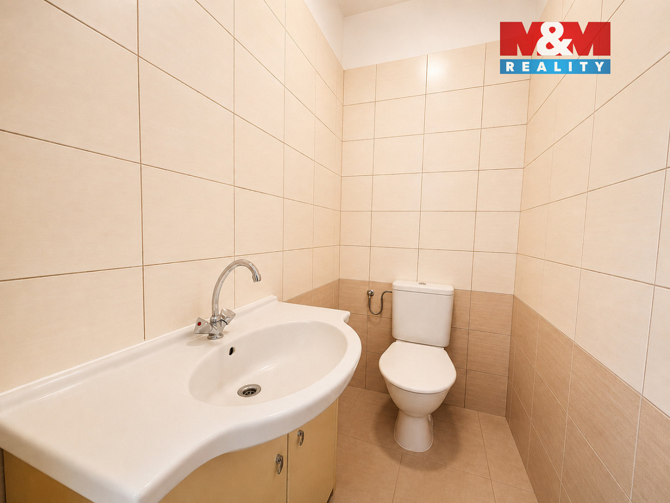 Pronájem kanceláře 24 m² — photo 4