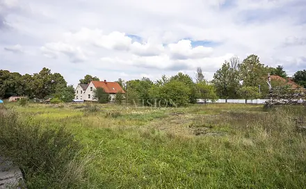 Prodej stavebního pozemku 1 026 m², Ouběnice, okres Příbram