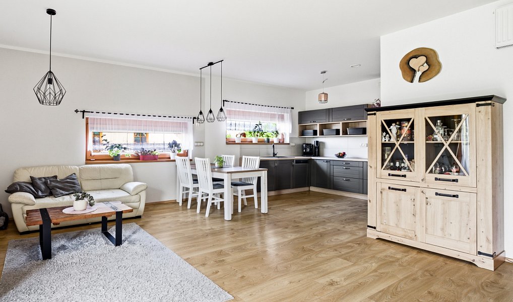 Prodej domu 107 m² s pozemkem 583 m², Tymákov – náhled fotky 7