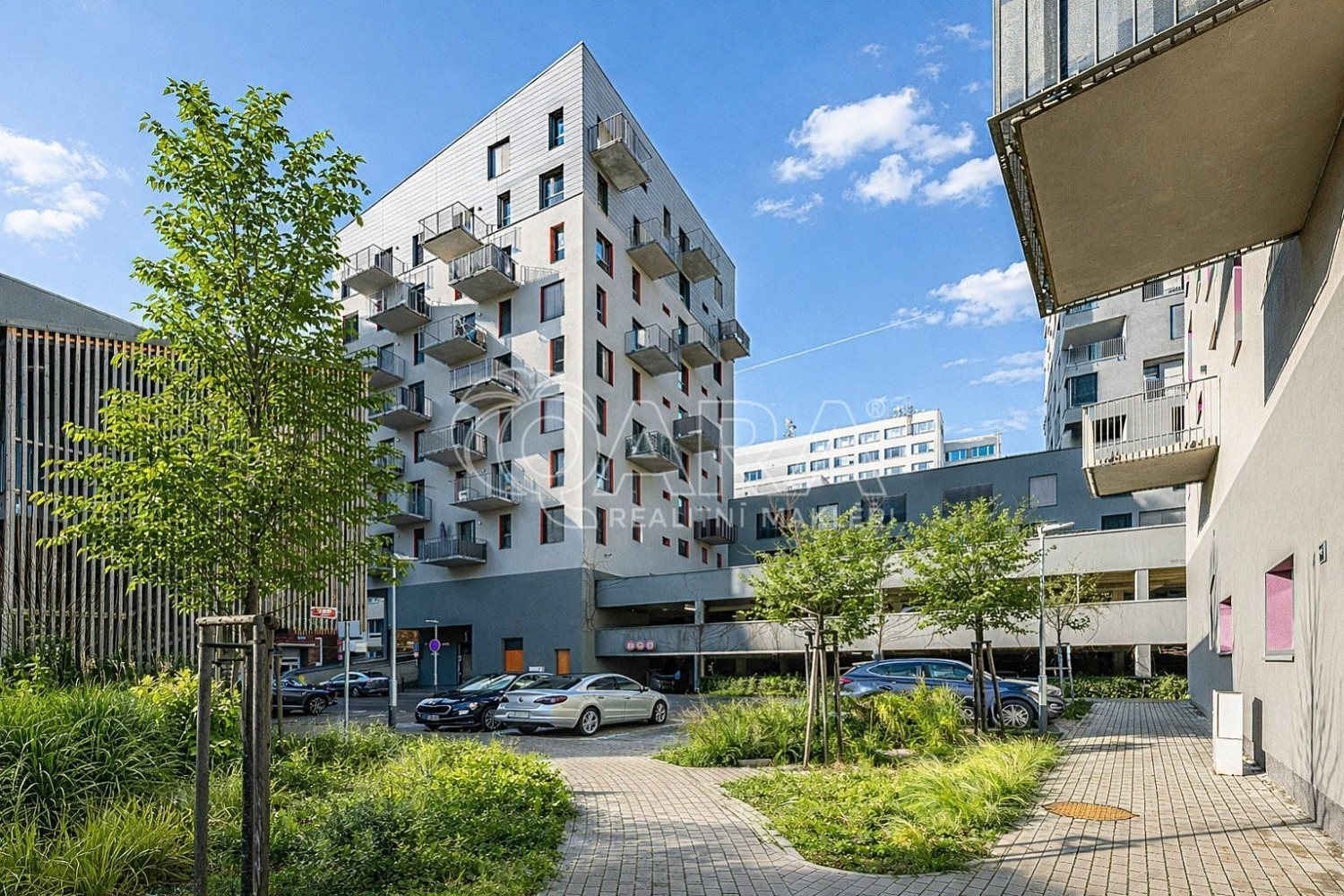 Prodej bytu 2+kk 63 m² – pohled 4