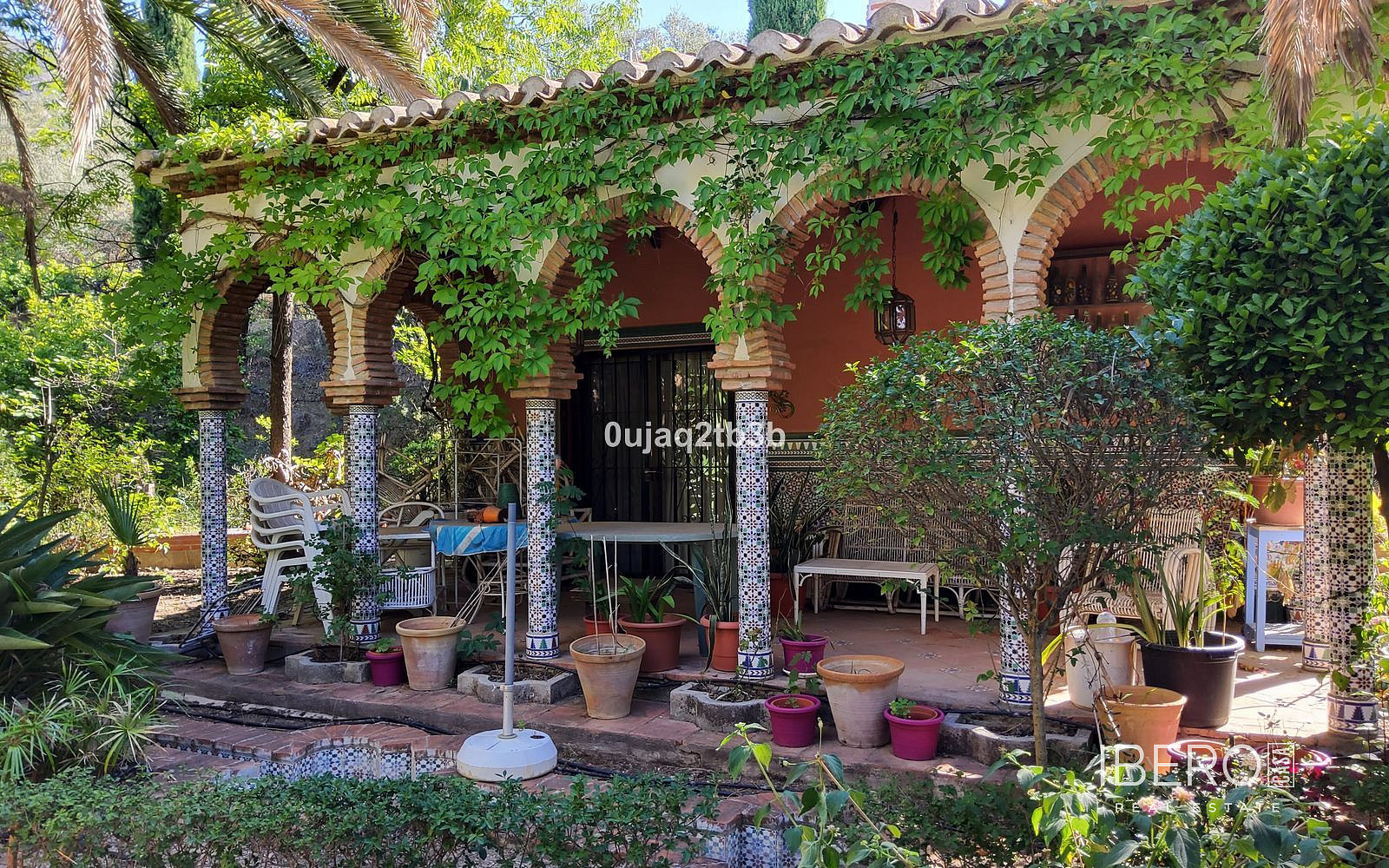 Prodej domu 543 m² s pozemkem 10 200 m²