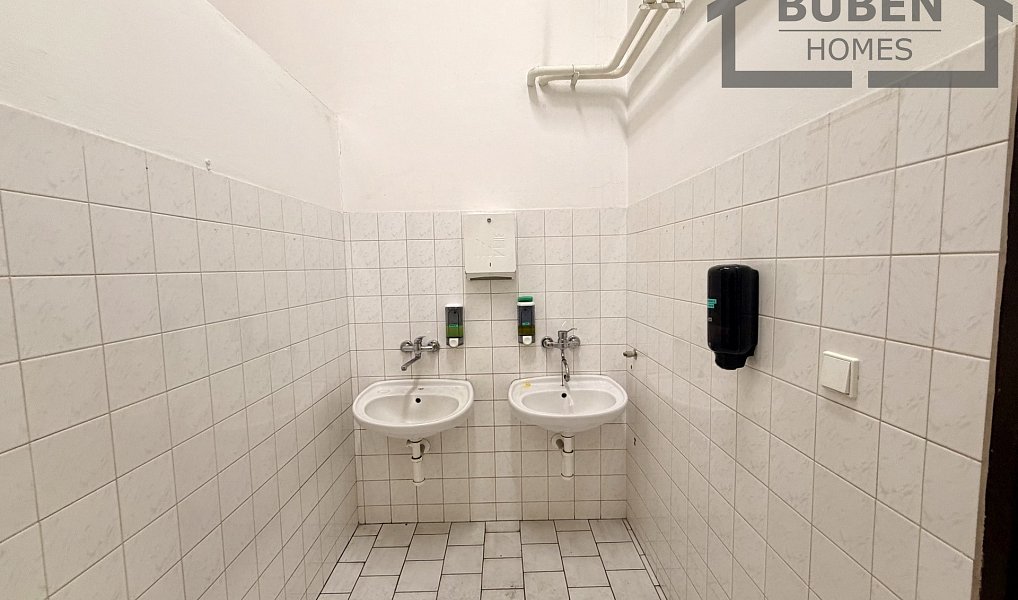 Prodej výrobních prostor 1 084 m², Staré Sedliště – náhled fotky 30