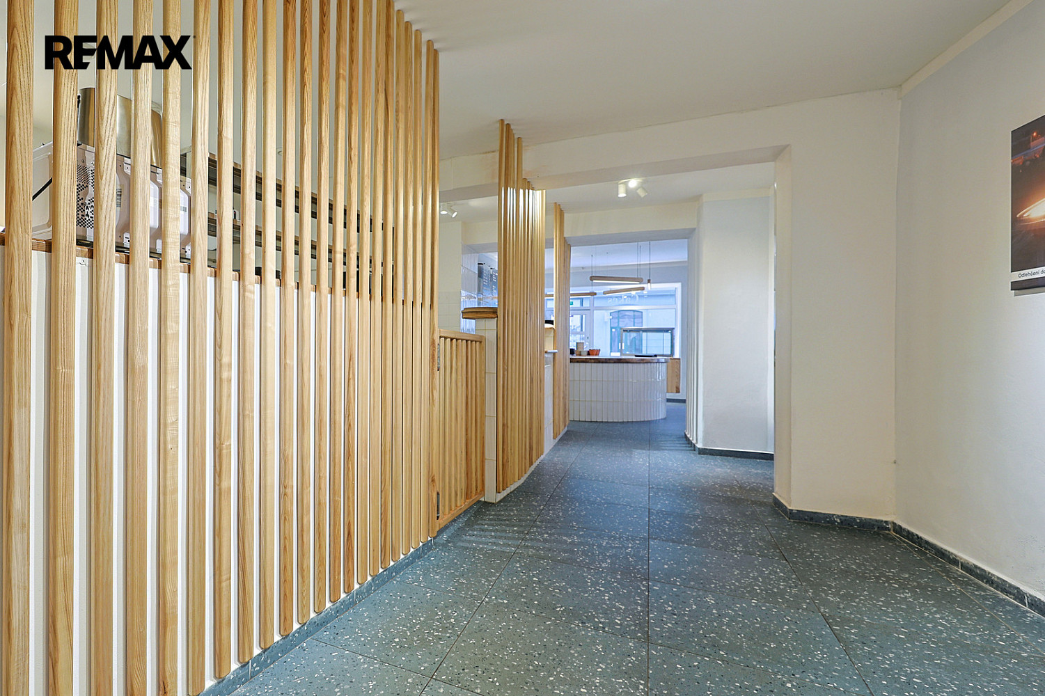 Pronájem restaurace 210 m² - Więcej