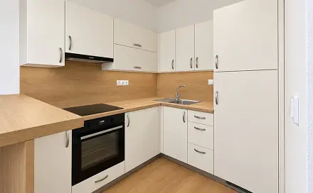 Pronájem bytu 2+kk 35 m²