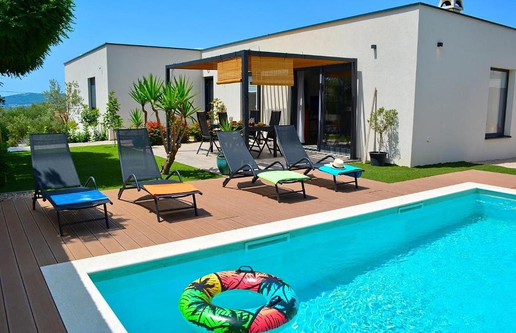 Prodej domu 205 m² s pozemkem 420 m²