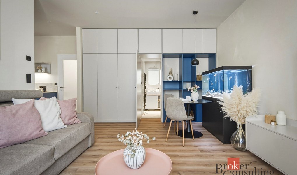 Prodej bytu 1+1 44 m², Praha – náhled fotky 3