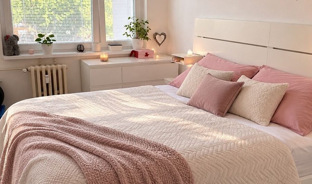 Pronájem bytu 2+kk 43 m², Praha – náhled fotky 3