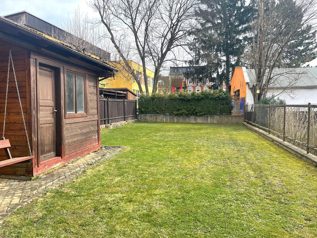 Prodej domu 213 m² s pozemkem 274 m² – fotografie 2