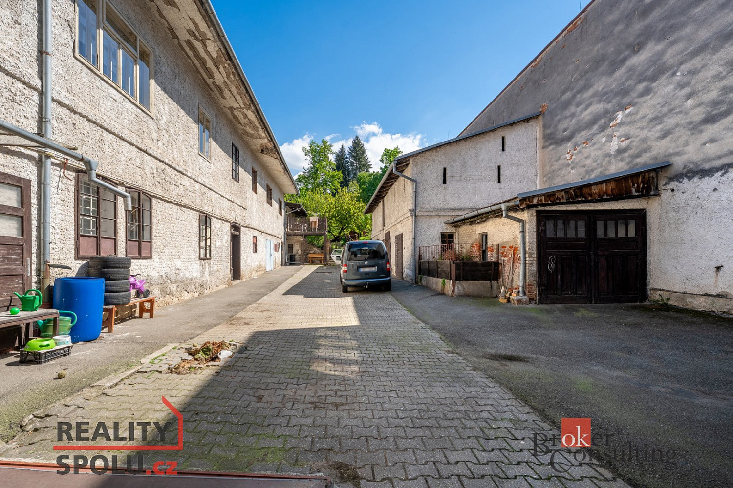 Prodej obchodních prostor 83 m² – fotografie 3