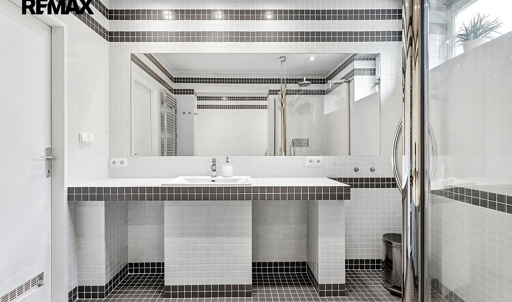 Prodej bytu 4+1 115 m², Praha – náhled fotky 6
