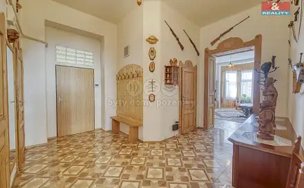 Prodej bytu 3+1 118 m², 26. dubna, Cheb