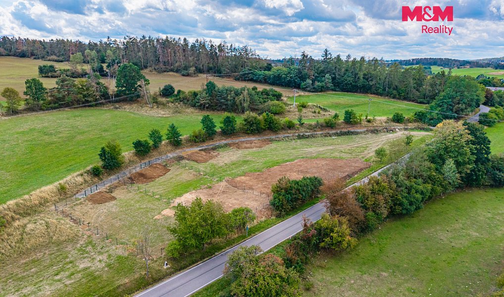 Pronájem stavebního pozemku 770 m², Milešov – náhled fotky 10