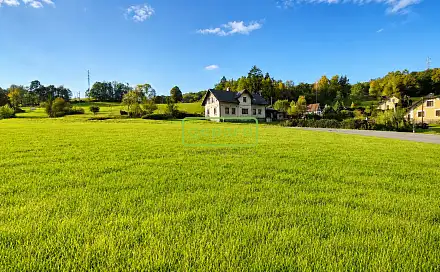 Prodej stavebního pozemku 1 499 m², Semily