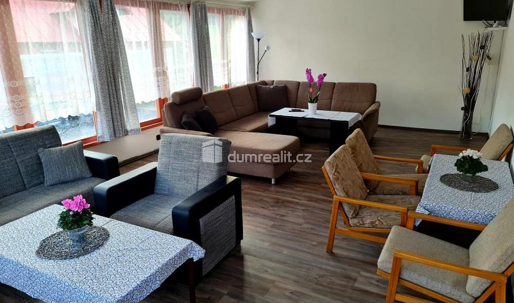 Prodej ubytovacího objektu 450 m², Jablonec nad Jizerou – náhled fotky 7
