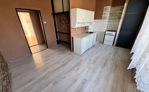Pronájem bytu 3+1 77 m², Vrbice, okres Karlovy Vary