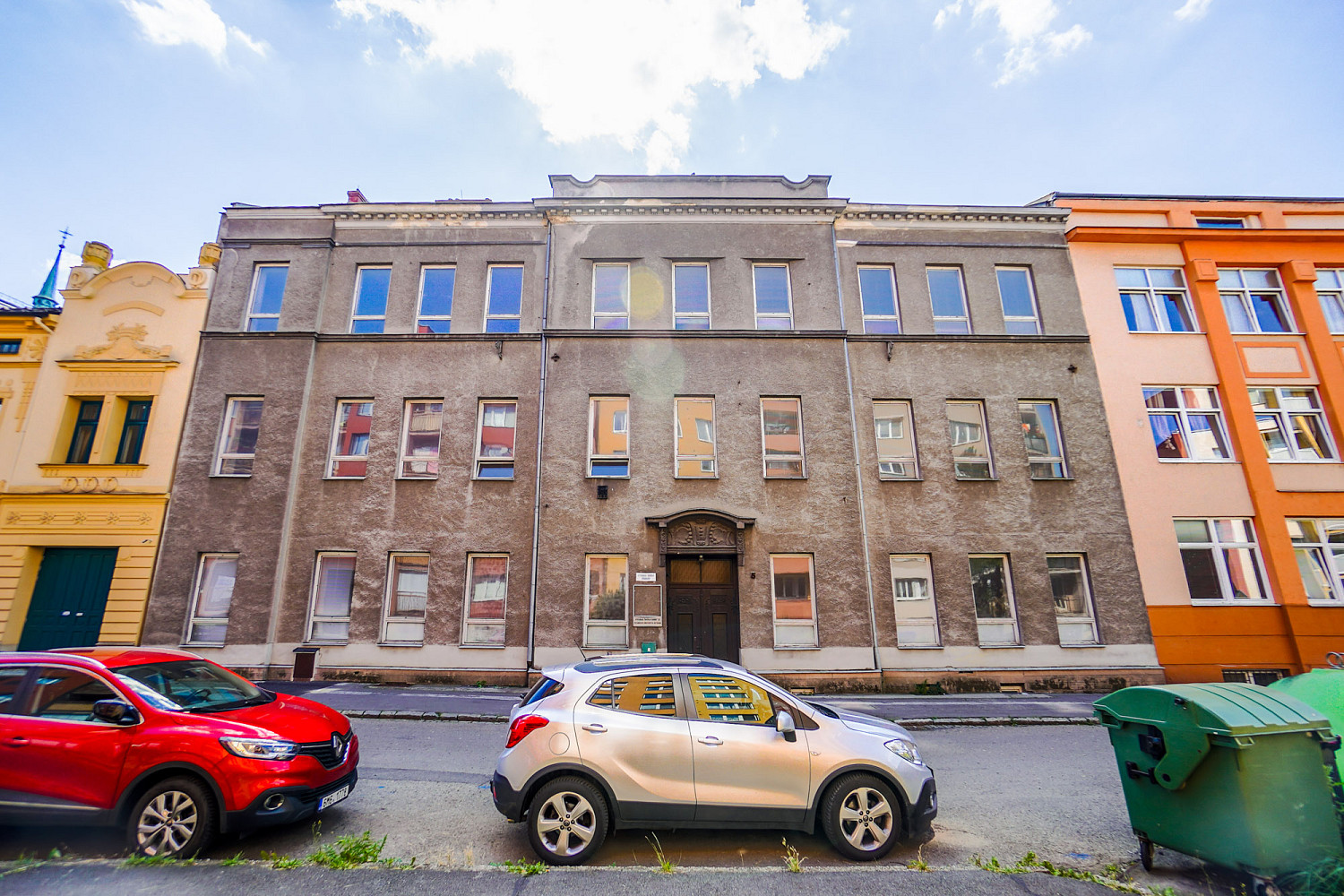 Prodej komerčního objektu (jiného typu) 1 254 m²